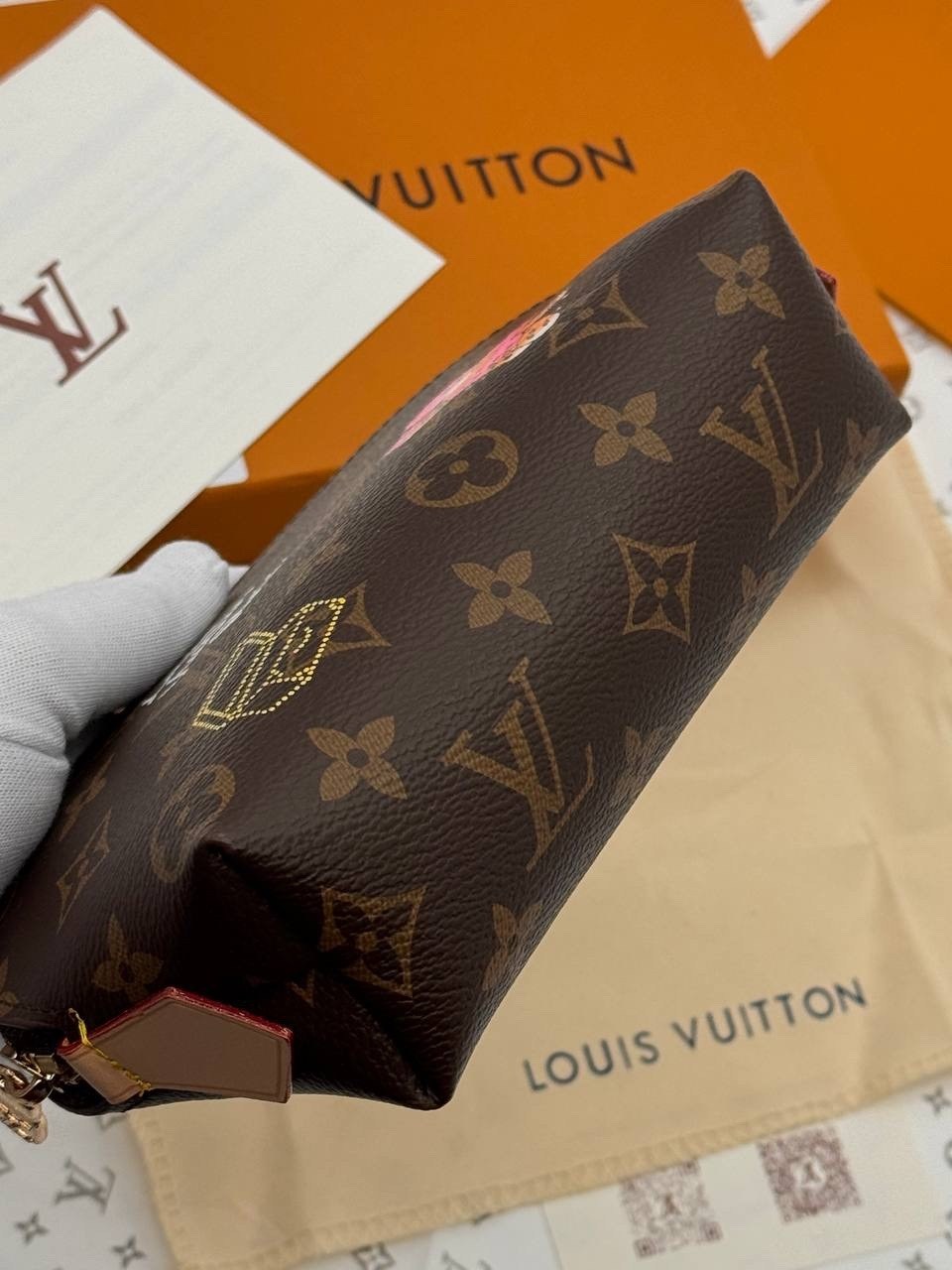 косметичка louis vuitton,косметичка под луи виттон,louis vuitton косметичка louis vuitton,косметичка луи витон оригинал,косметичка женская луи витон