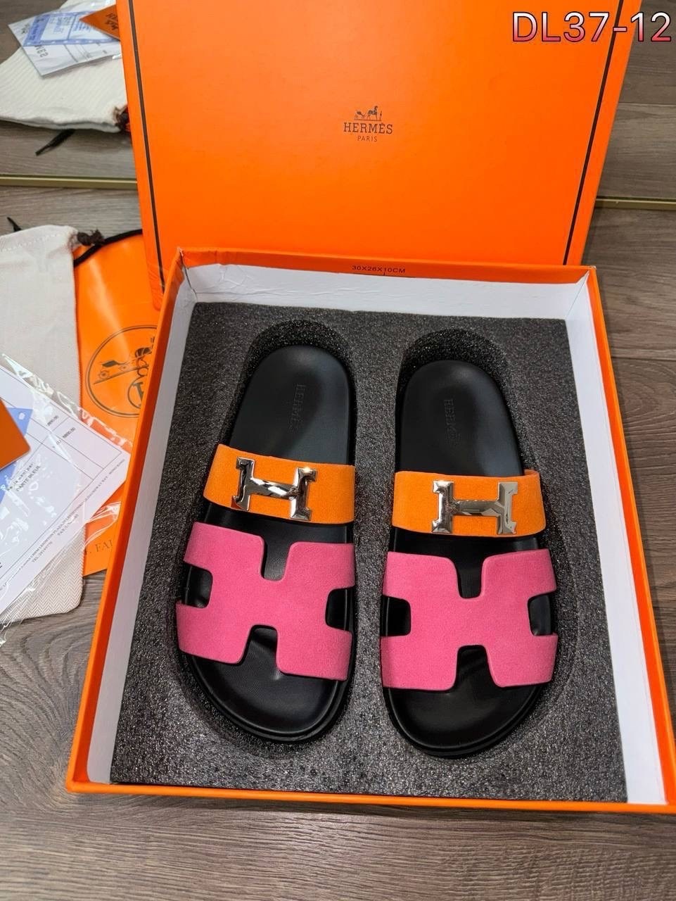 hermes шлепанцы,hermes босоножки,сандалии hermes,шлепанцы hermes оранжевые,шлепки женские hermes