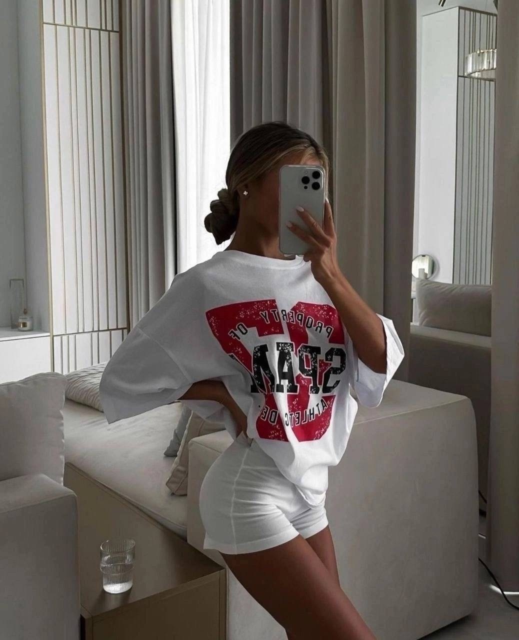 футболки оверсайз для девушек,футболки женская оверсайз,футболки белые,футболка женская оверсайз с принтом th&h,белая футболка оверсайз