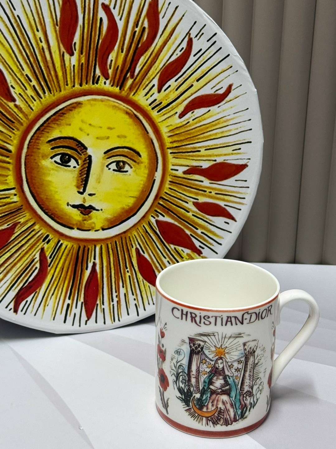 чайная пара christian dior taro le soleil фарфор,чайные наборы,набор кружек dior 4 шт,посуда кристиан диор,набор кружек christian dior tarot and puglia 4 шт le soleil