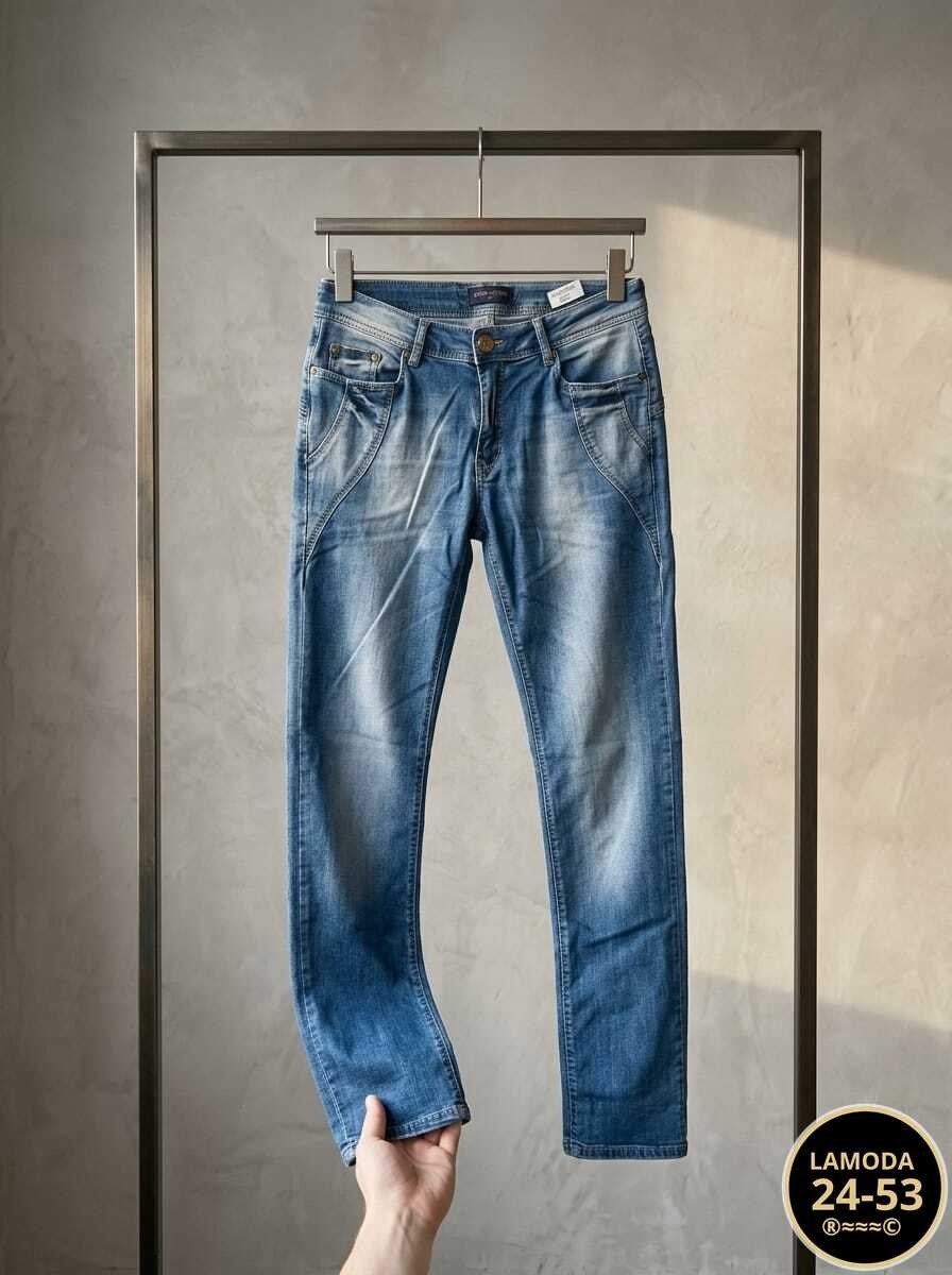 джинсы женские,модные джинсы,стильные джинсы,джинсах,джинсы брюки