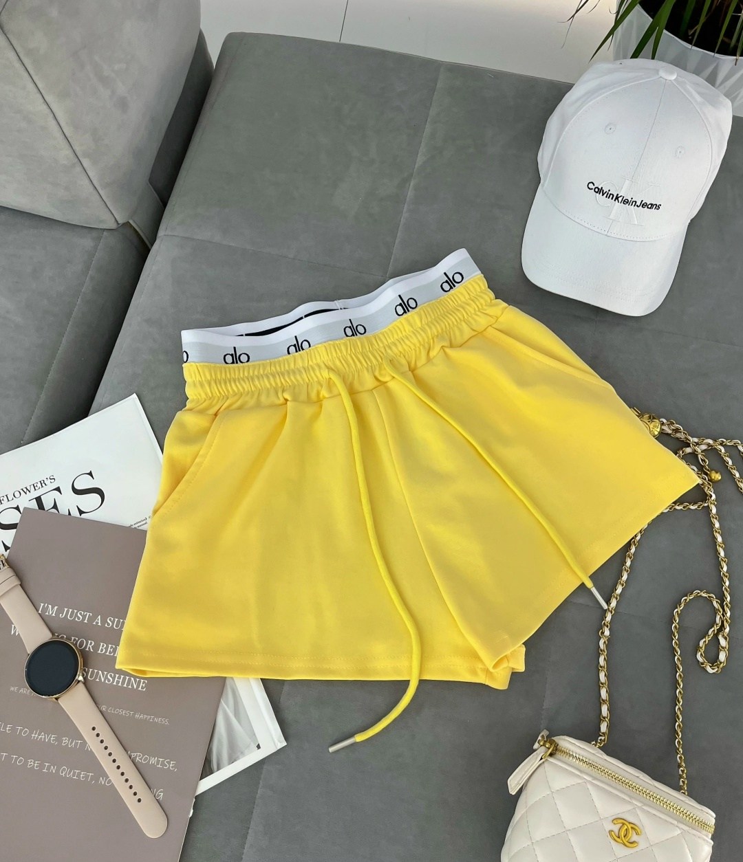шорты женские,шорты женские короткие свободные,шорты с резинкой,желтые шорты,спортивные шорты