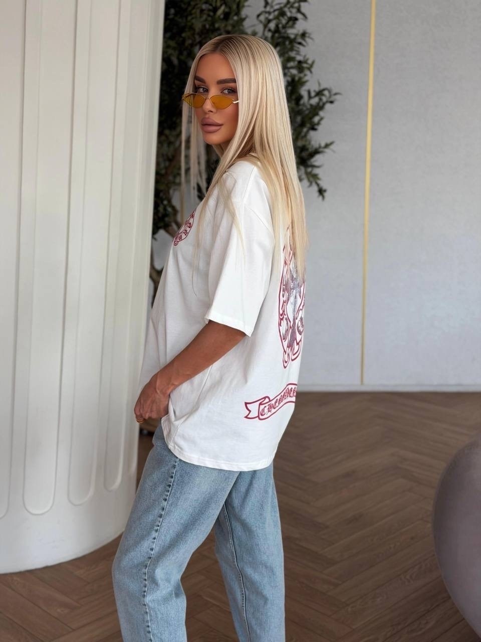 футболка женская оверсайз,белая футболка женская оверсайз,женская футболка,белая футболка оверсайз,футболка оверсайз