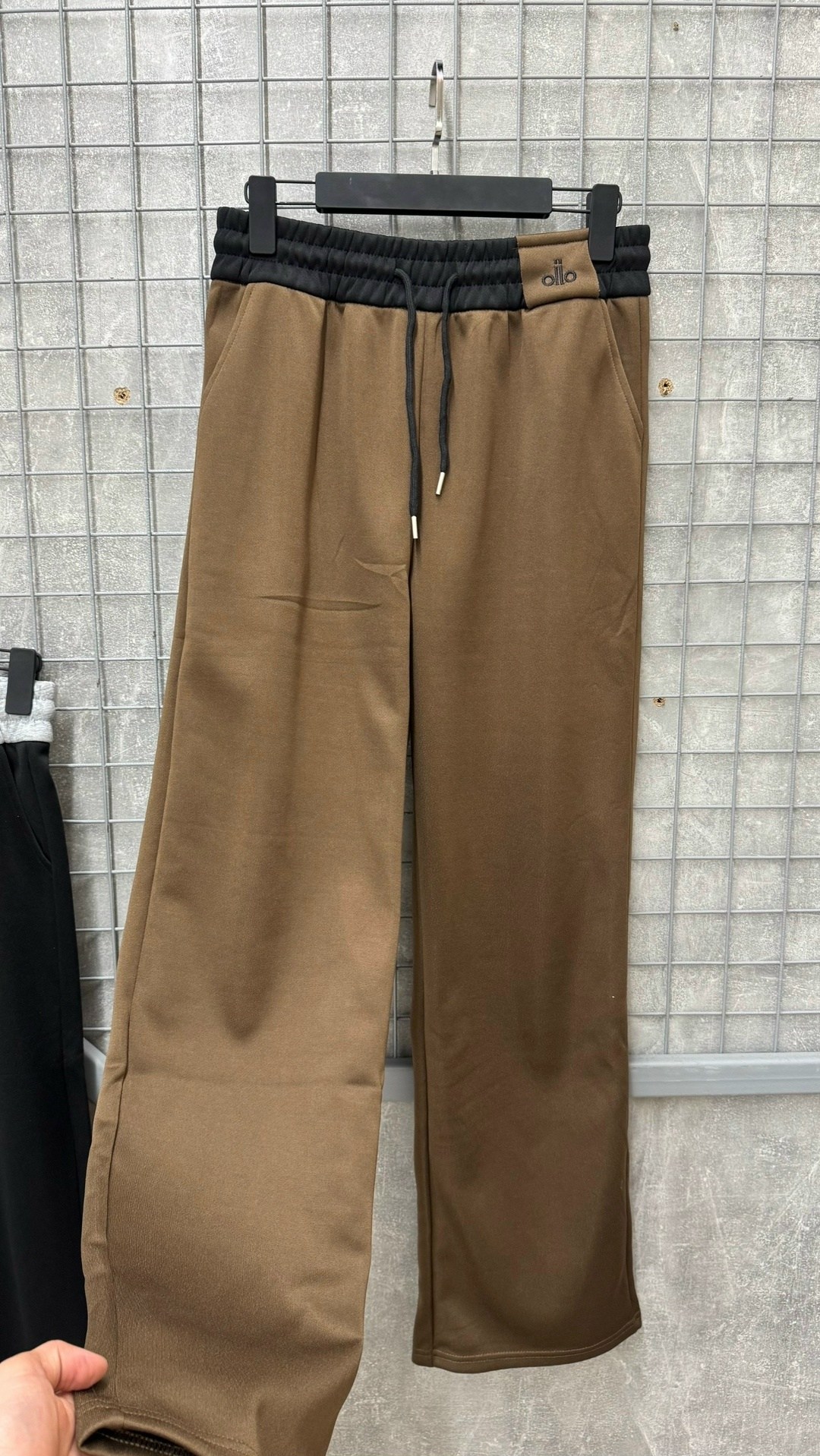 спортивные штаны,брюки штаны,повседневные штаны,широкие штаны,широкие брюки