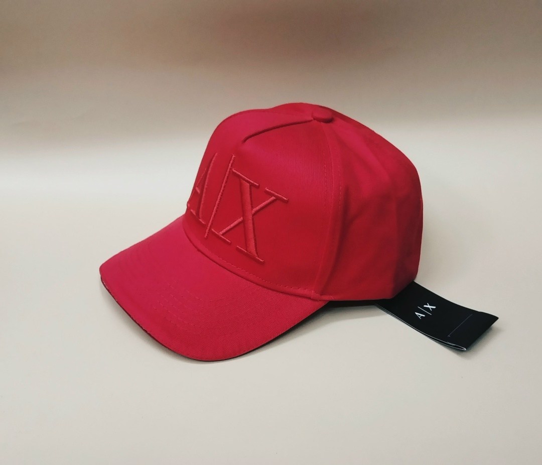 мужская бейсболка armani exchange,armani exchange бейсболка,бейсболка armani exchange бейсболка,бейсболка armani,брендовая бейсболка