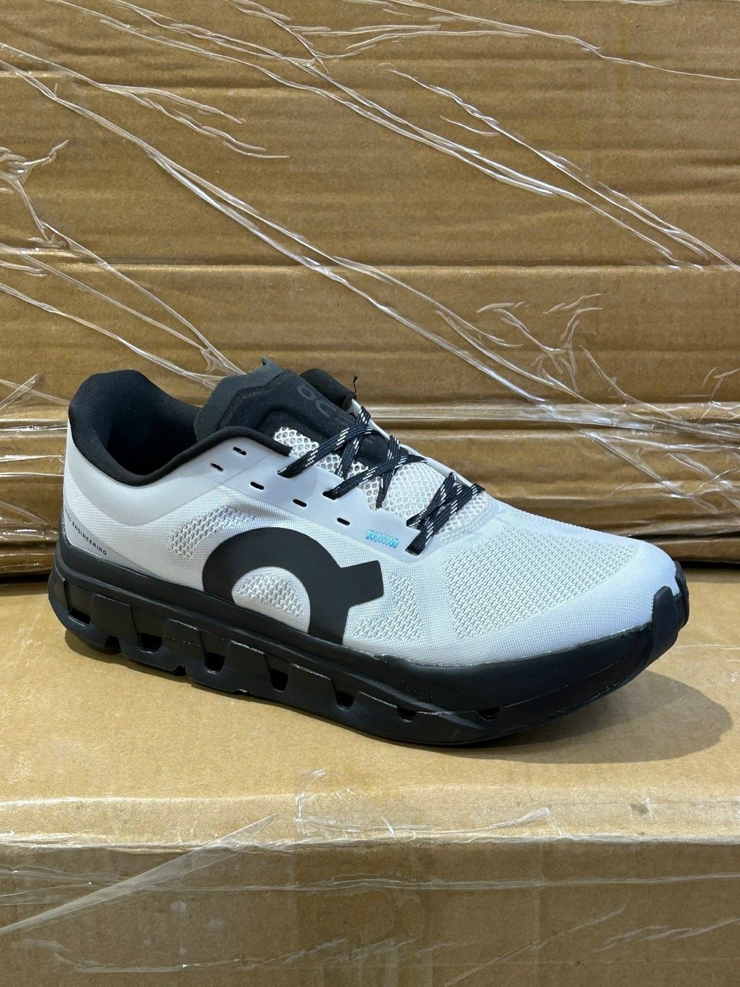 кроссовки,мужские кроссовки cloudsurfer next on цвет black eclipse,черные кроссовки,мужские кроссовки,кроссовки on cloudnova