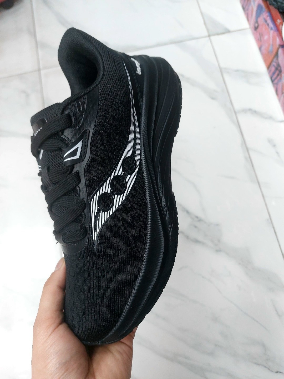 кроссовки saucony,мужские кроссовки saucony,кроссовки saucony endorphin speed 3,мужские кроссовки для бега saucony,мужские кроссовки для бега saucony endorphin