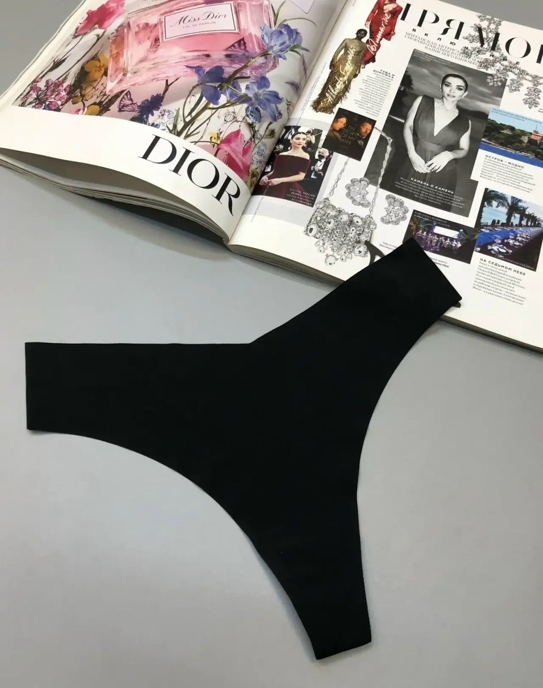 женские бесшовные трусы стринги,бесшовные стринги,женские трусы стринги,стринги белые,женские стринги