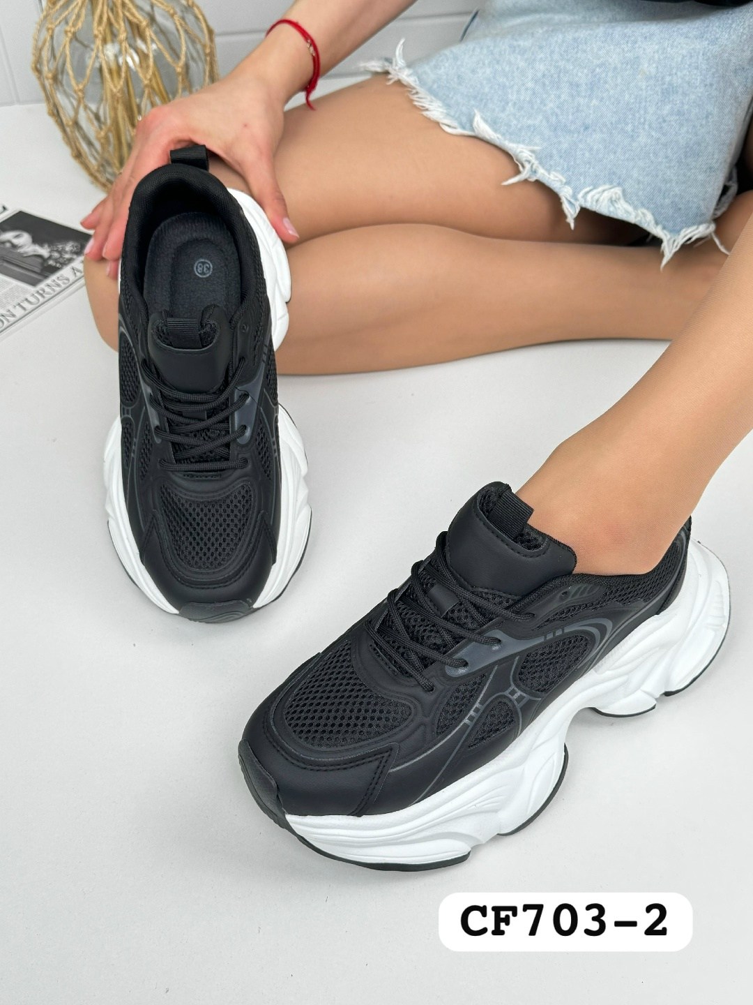 ,кроссовки женские,кроссовки черные,черные женские кроссовки,кроссовка