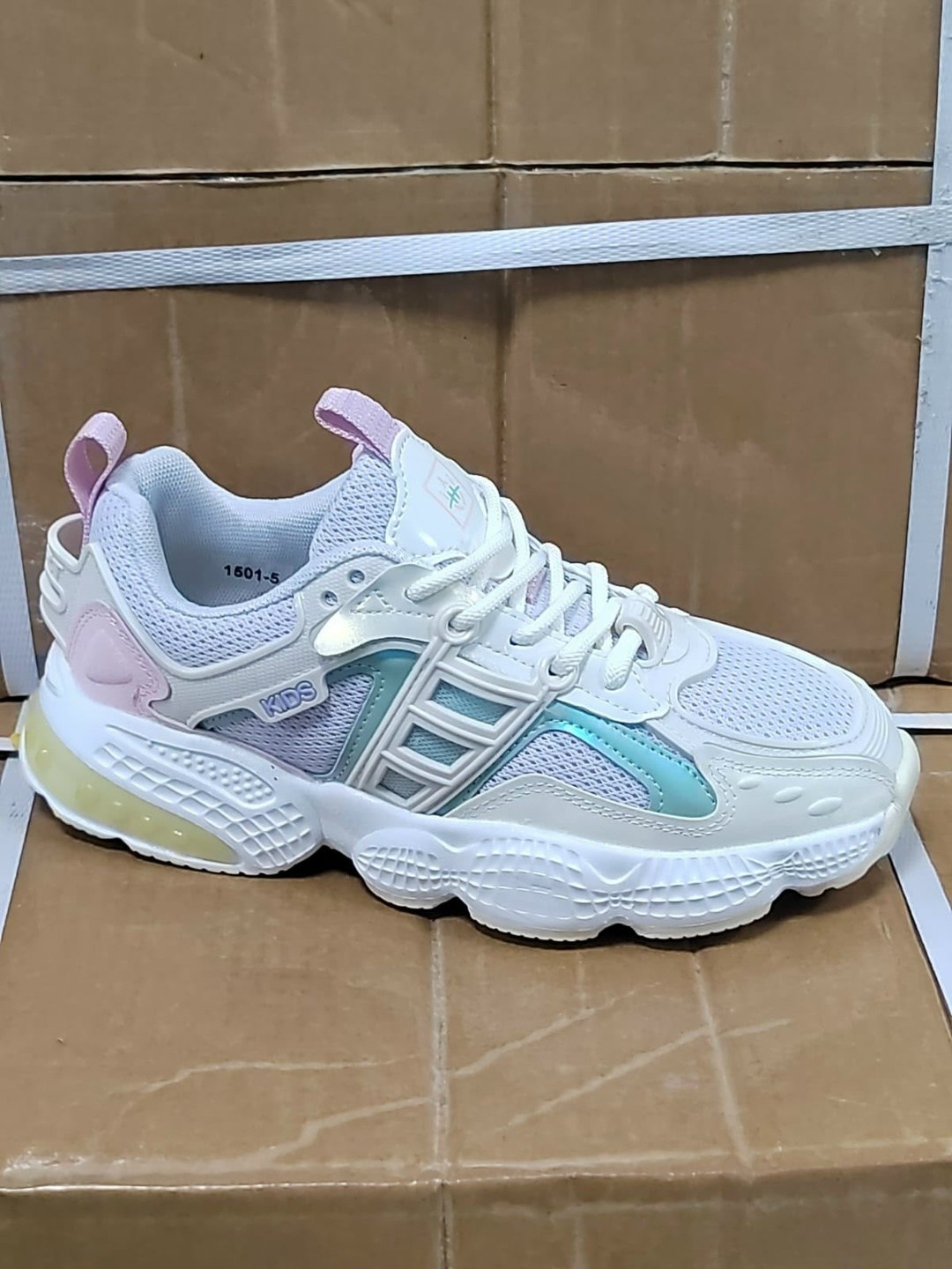 кроссовки,женские кроссовки,кроссовка,оригинальные кроссовки,спортивные кроссовки