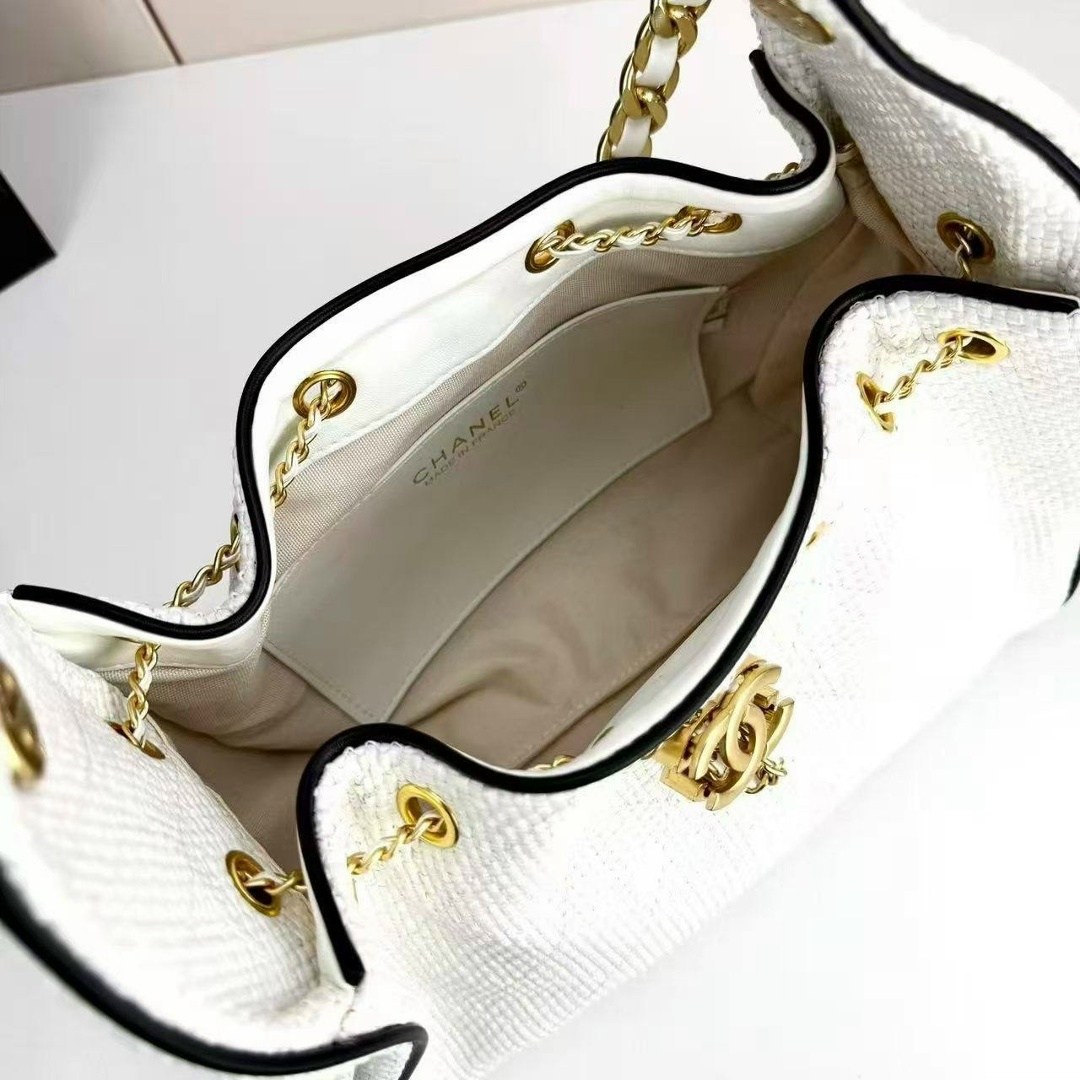 сумка chanel,белая кожаная сумка chanel 25 small,женская сумка chanel,chanel белая кожаная сумка через плечо для женщин,сумка женская шанель стеганая ковша цепь chanel