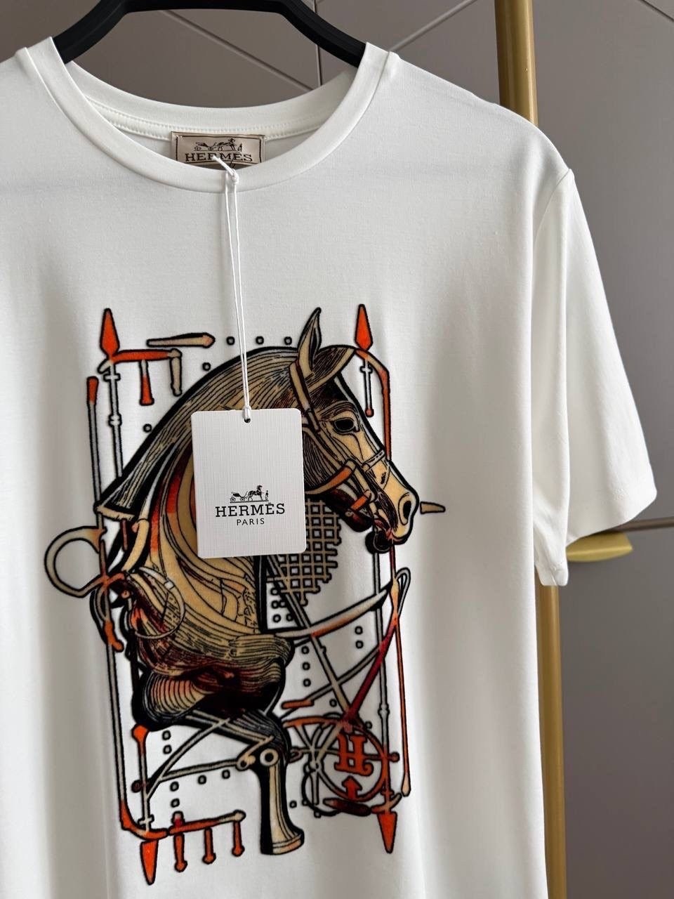 футболки женская,женские футболки с принтом,стильная футболка с принтом,футболка с принтом,стильные футболки