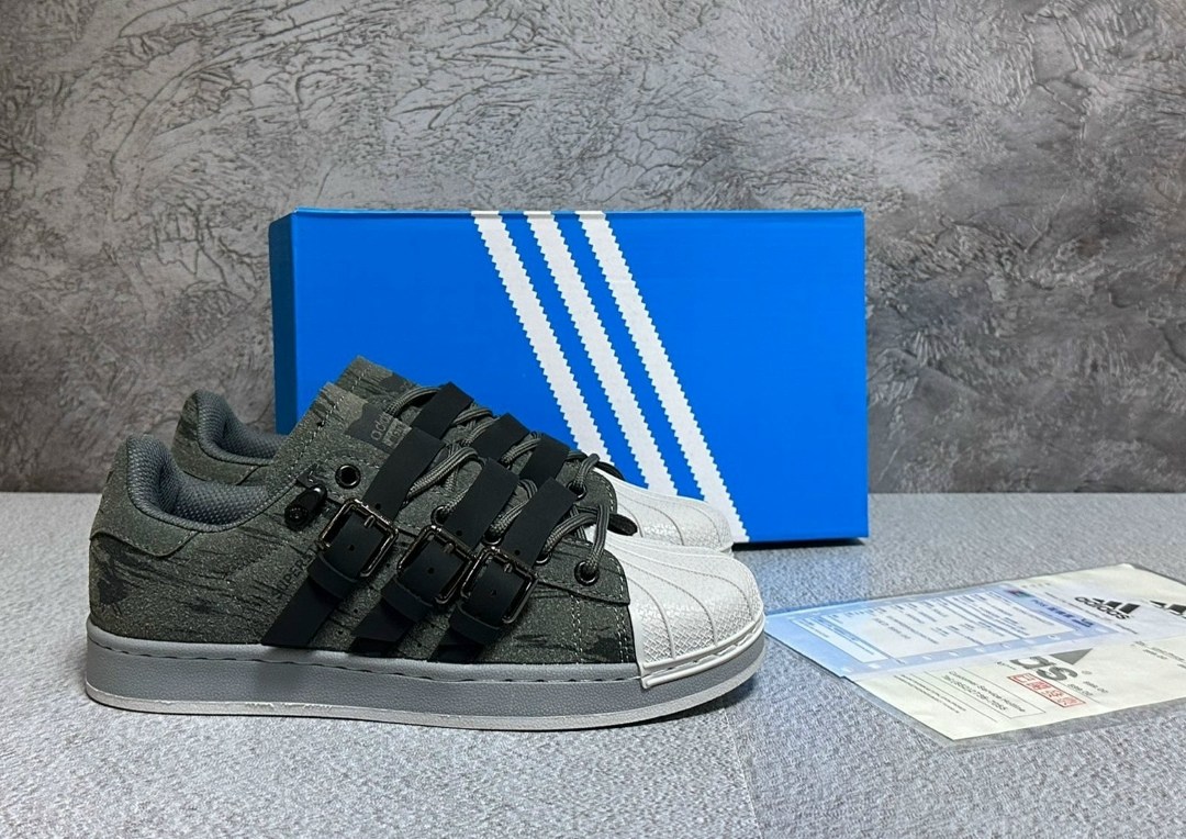 кроссовки superstar rabbit hole black adidas,кроссовки adidas superstar,кроссовки adidas superstar rabbit black,кроссовки adidas superstar rabbit hole grey,кроссовки адидас суперстар черные