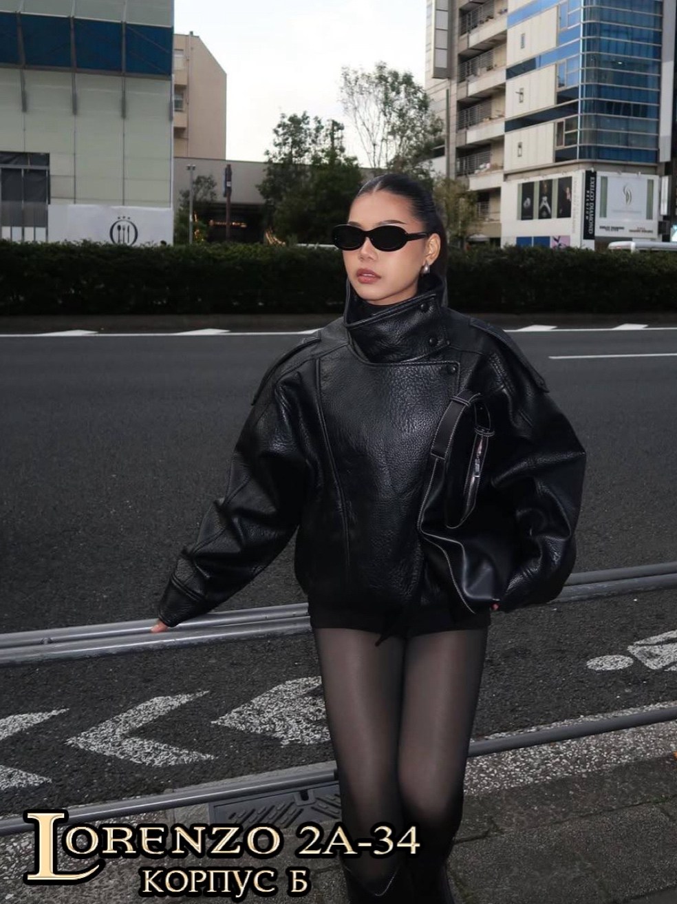 куртка из искусственной кожи женская,куртка-косуха из искусственной кожи оверсайз zarina,женская кожаная куртка,куртка-косуха из искусственной кожи оверсайз,кожаная куртка