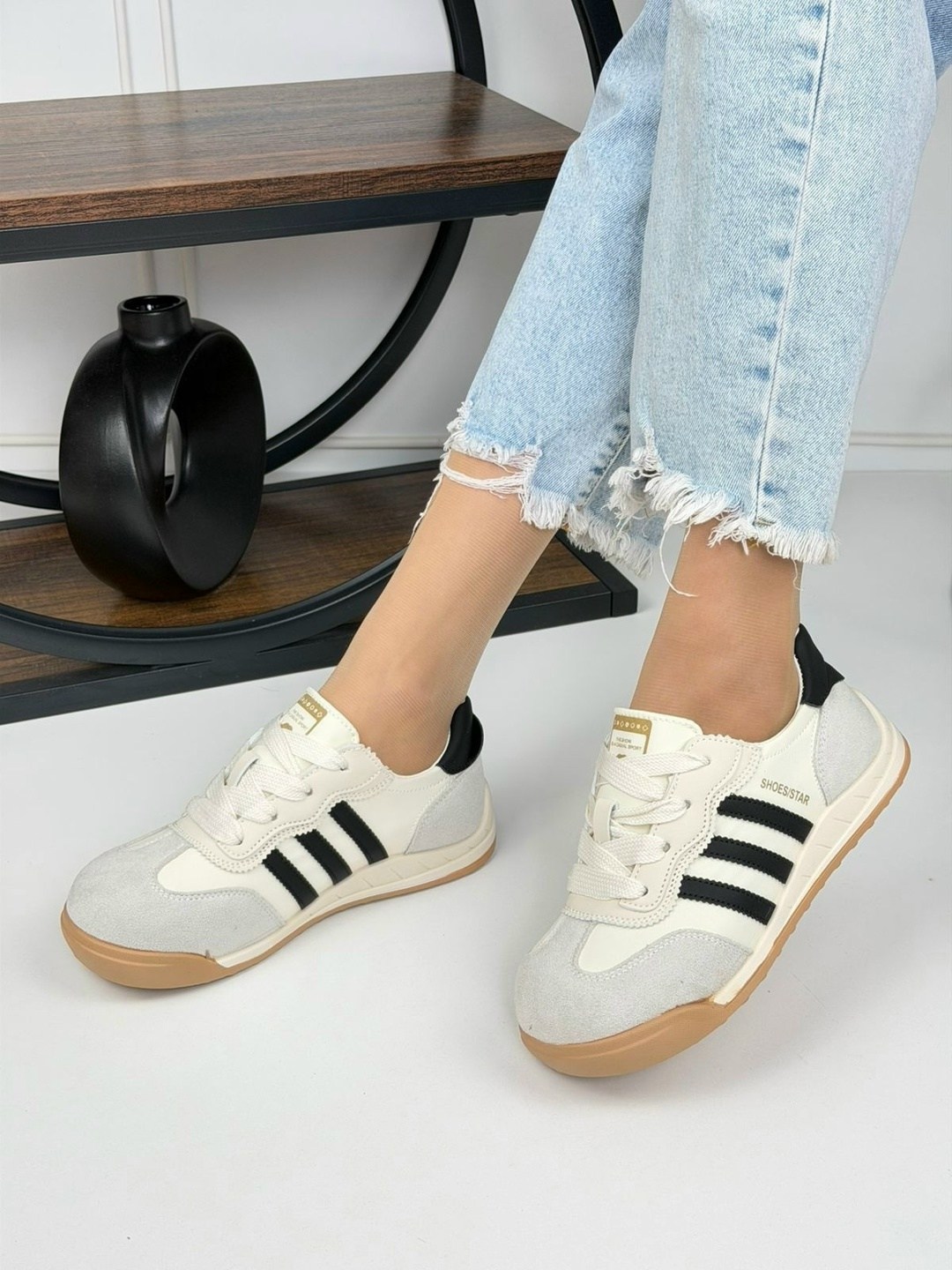 ,кроссовки adidas,спортивная ,повседневные кроссовки,кроссовки мальчику