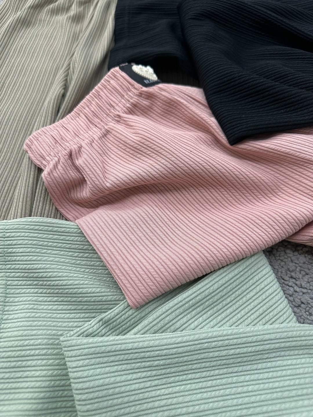 брюки для девочек,штаны для девочек,детские брюки,штаны с начесом,детские штаны