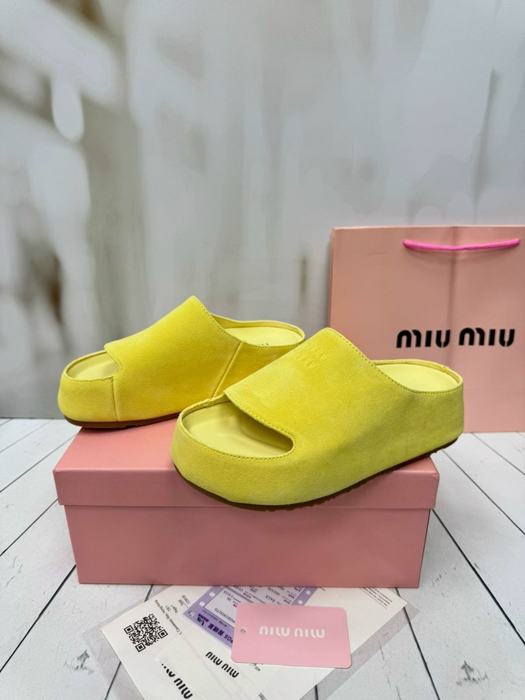 ,женские шлепанцы,женские шлепки,шлепки бейп,комнатные шлепанцы