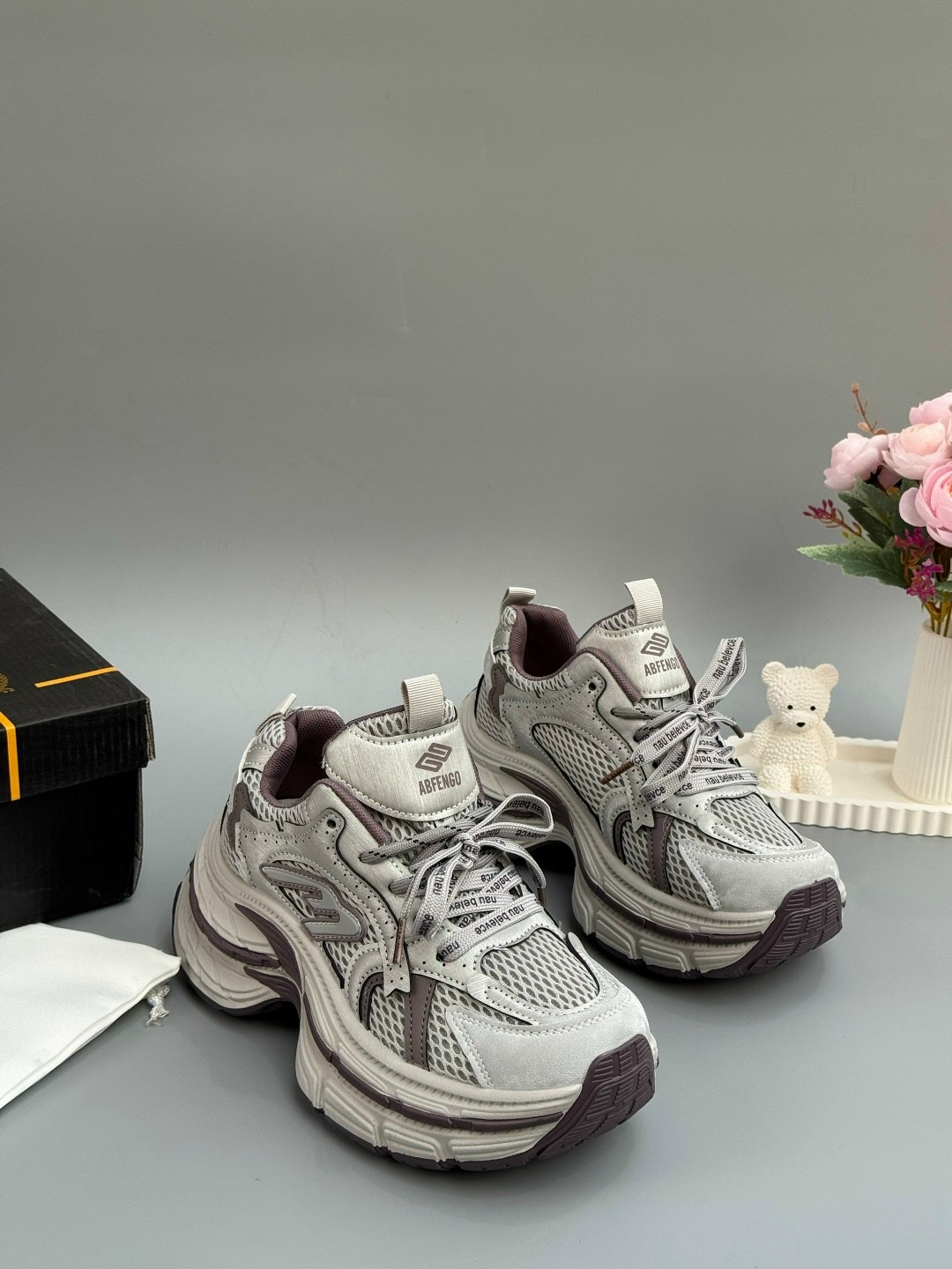 женские кроссовки,женские массивные кроссовки,кроссовки платформа,массивные кроссовки,