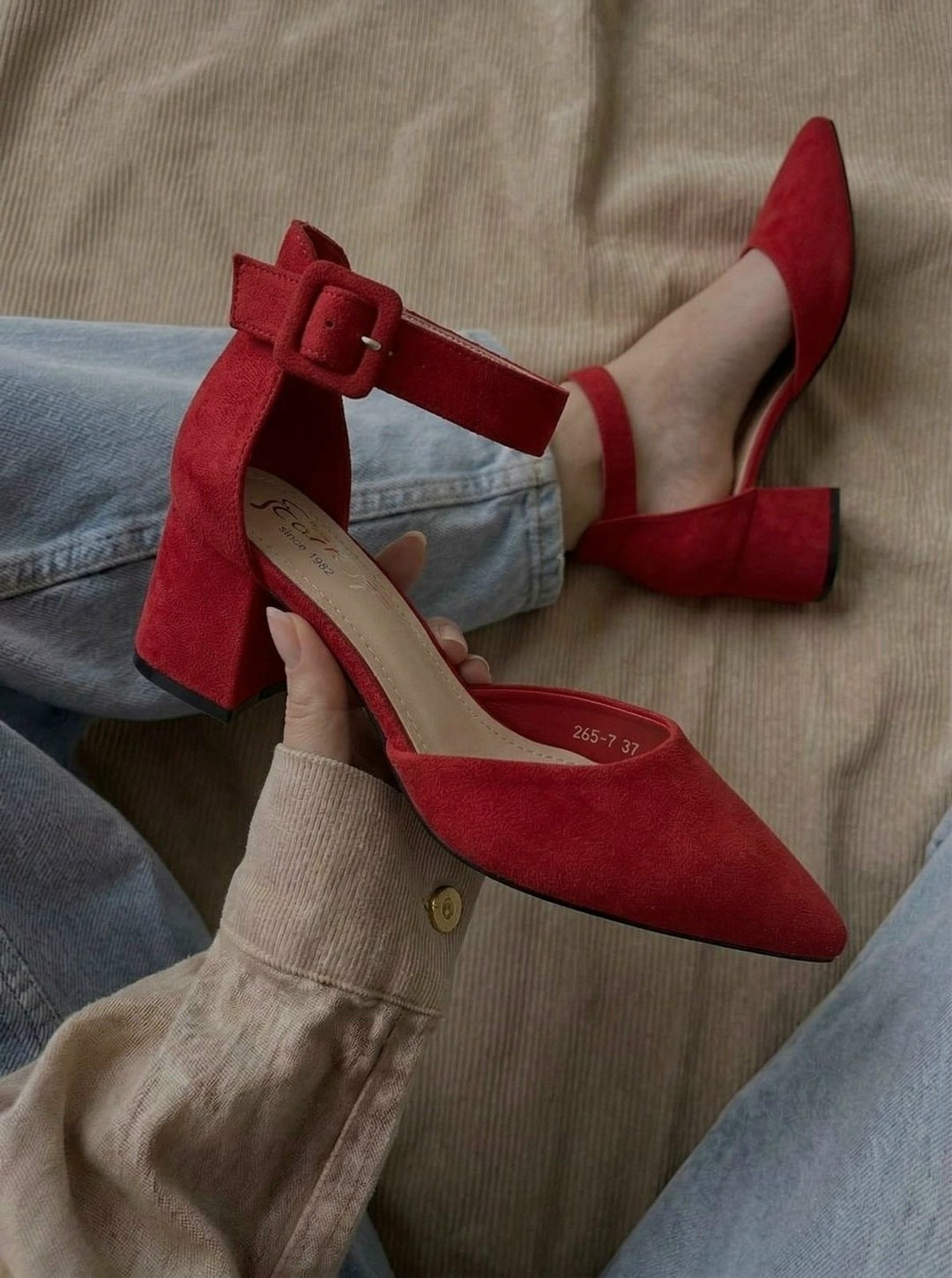 туфли красные на каблуке,замшевые босоножки,красные замшевые босоножки,красные замшевые босоножки на каблуке,туфли лодочка
