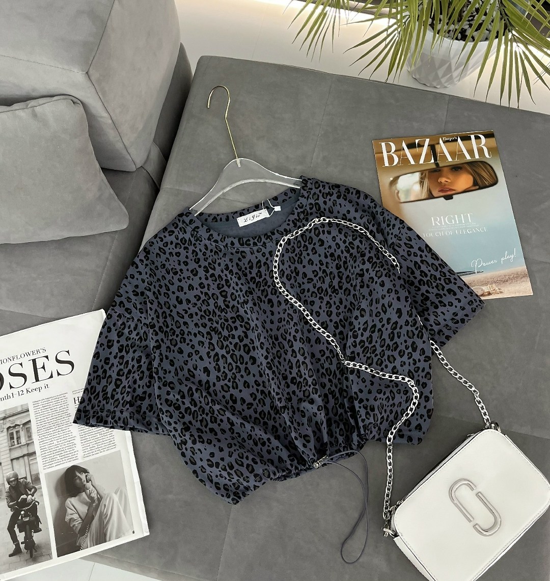 женская кофта,кофта с леопардовым принтом,леопардовая кофта,,футболка с леопардовым принтом