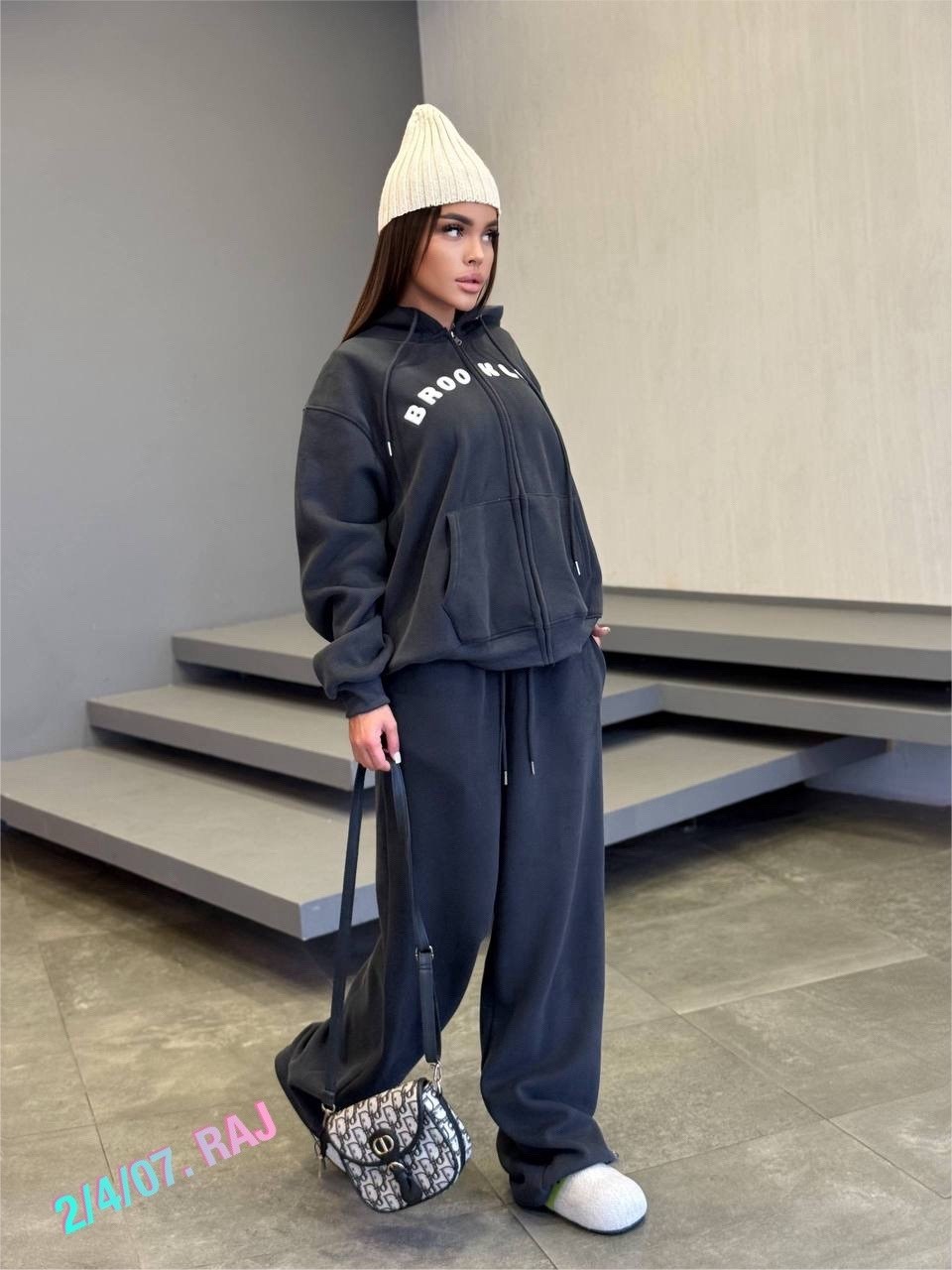 спортивный костюм женский,спортивные костюмы женские на флисе,костюм спортивный варёнка,костюм двойка,костюм трикотажный