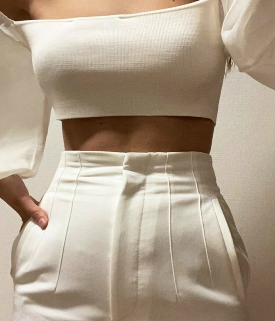 брючный костюм,костюм стильный,кроп топ,модные наряды