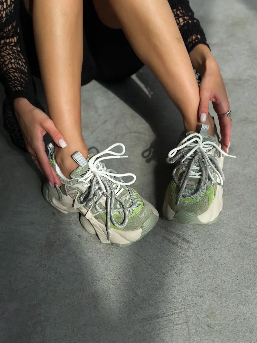 женские кроссовки,женские массивные кроссовки,кроссовки,массивные кроссовки,кроссовки для женщин