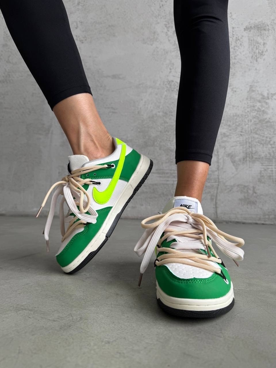 женские кроссовки,кроссовки,кроссовки nike женские,спортивная ,стильные кроссовки