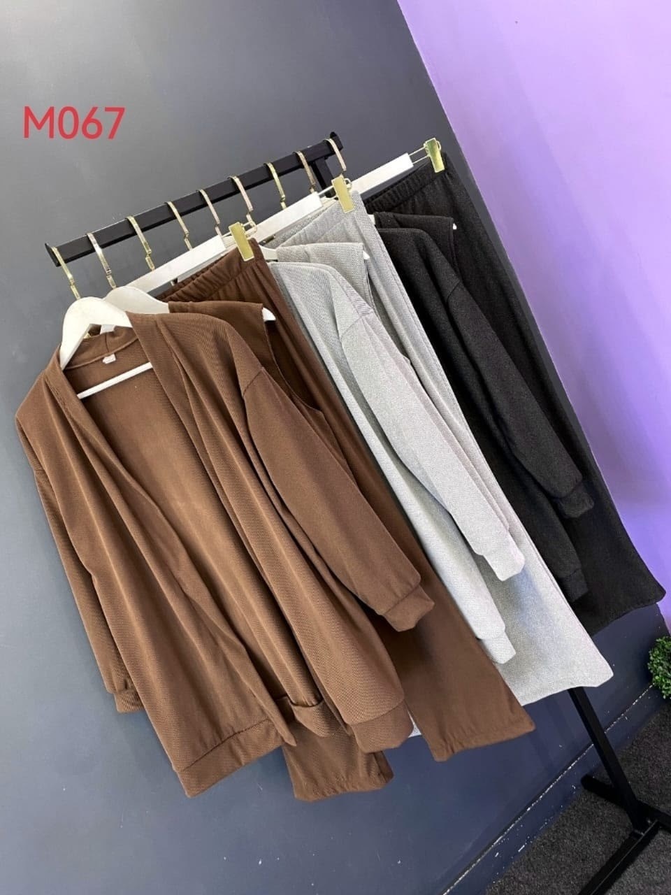 костюм трикотажный,повседневный костюм,костюм двойка,женский трикотажный костюм,трикотажный костюм тройка