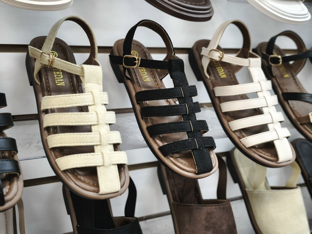 ,босоножки сандали,босоножки,босоножки модные,женские шлепанцы