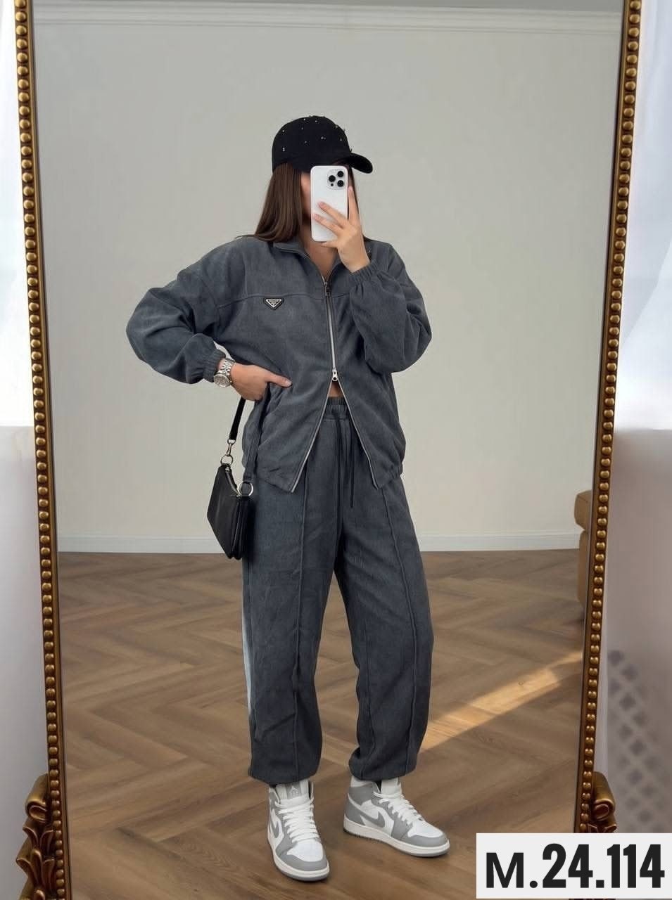 спортивный костюм женский,спортивный костюм женский на флисе,костюм женский на флисе,костюм женский микровельвет,женский костюм двойка