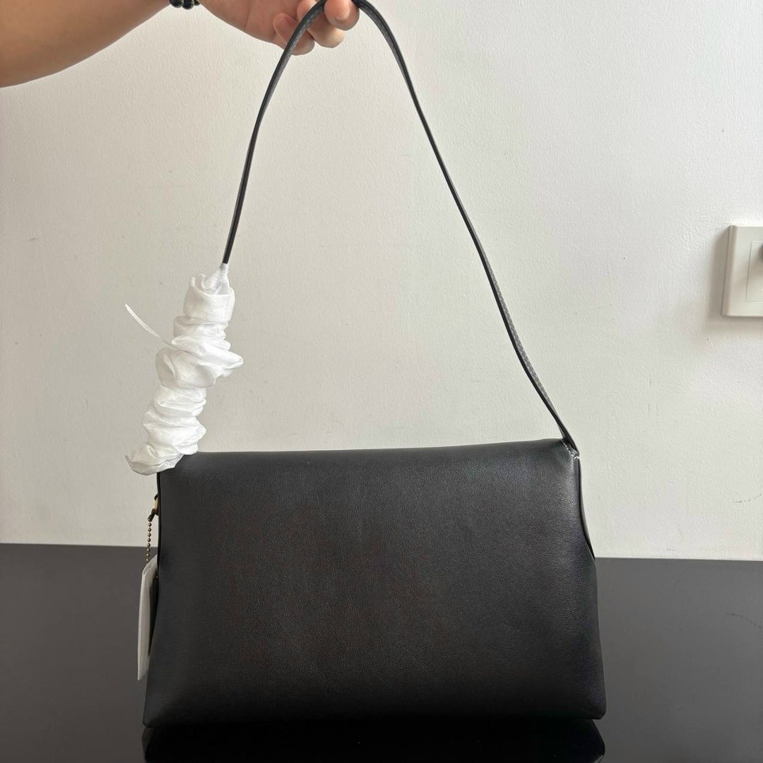 сумка,сумка женская,модная сумка,сумки багет,сумка на плечо