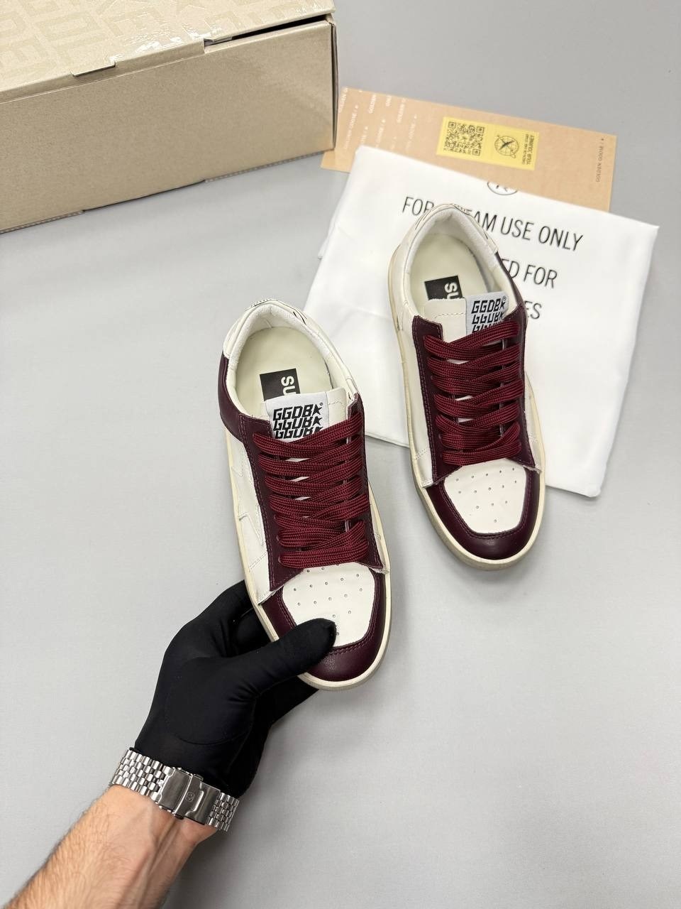 кеды golden goose,кроссовки golden goose,golden goose кеды ball star с блестками белый,golden goose кеды ball star с эффектом потертости белый,golden goose deluxe brand белые кожаные кеды