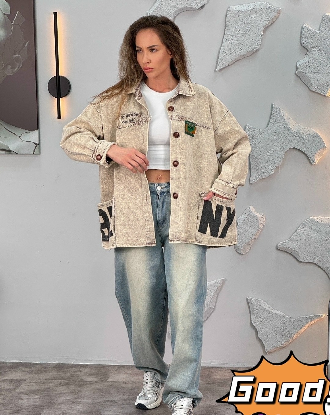 рубашка женская джинсовая оверсайз,куртка джинсовая оверсайз,женская джинсовая куртка оверсайз,куртка джинсовая,джинсовая куртка на пуговицах удлиненная оверсайз