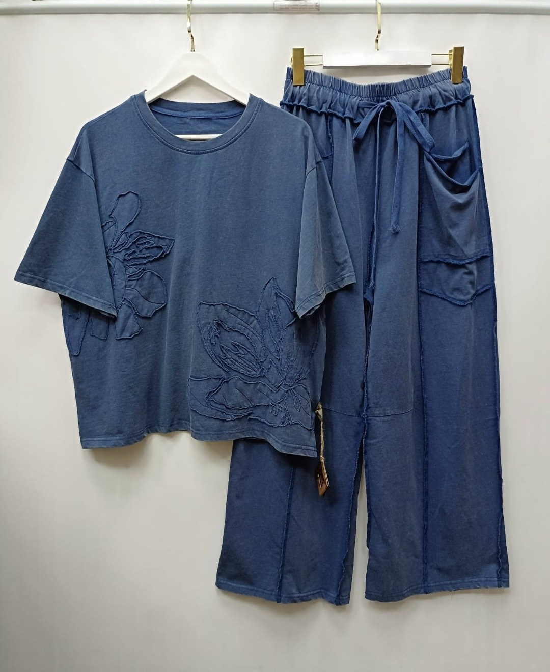 джинсовый костюм женский,женский джинсовый костюм из 2 предметов,джинсовые костюмы,женский джинсовый костюм из двух предметов,джинсовый комплект из двух предметов женский летний костюм