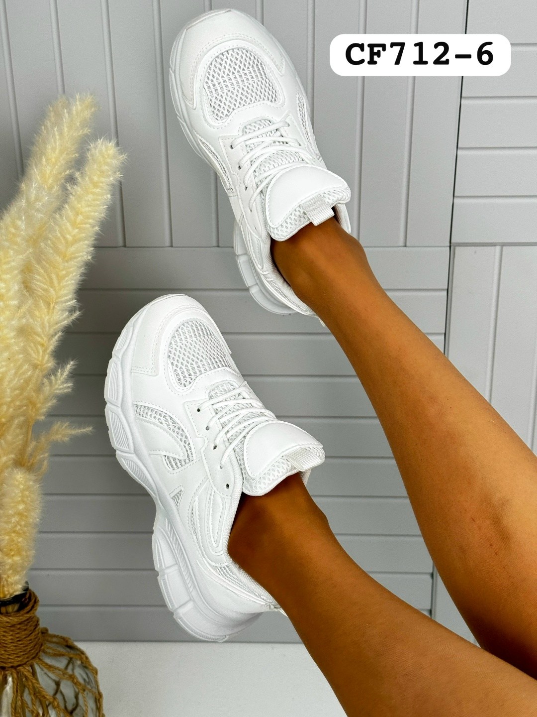 кроссовки,женские кроссовки,,массивные кроссовки,спортивная