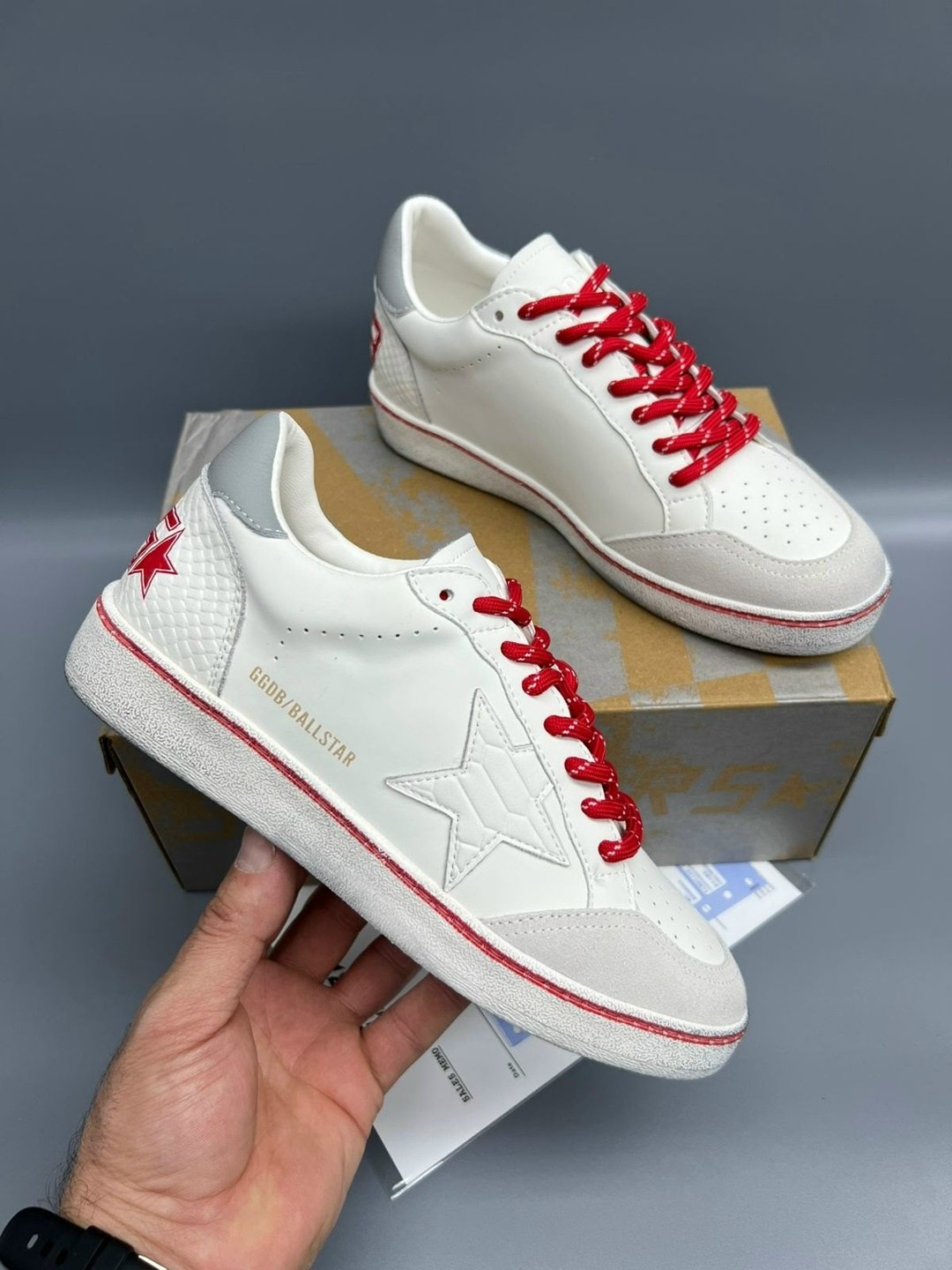 кроссовки,,модные кроссовки,стильные кроссовки,женские кроссовки