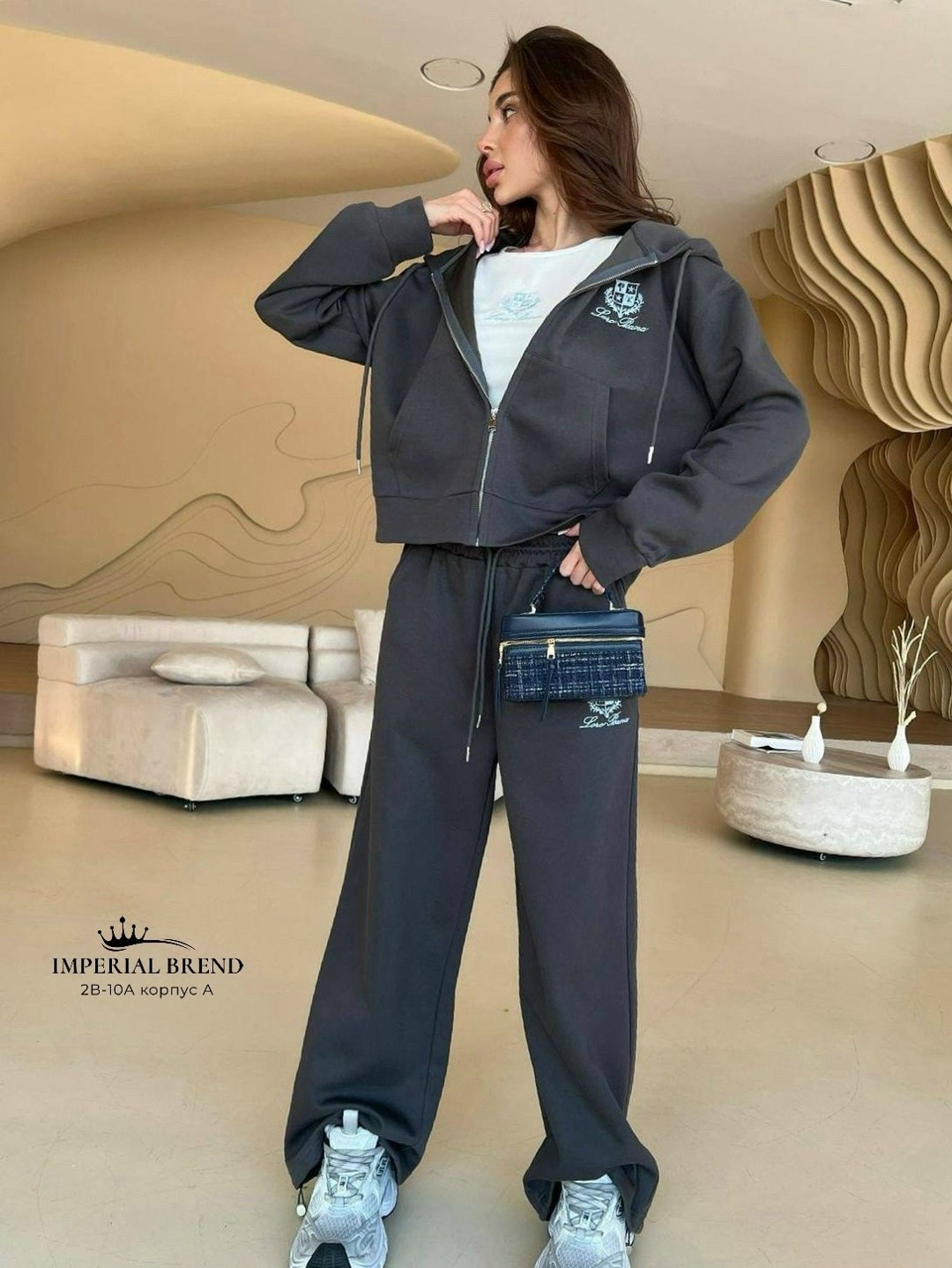 спортивный костюм женский,женский костюм,спортивный костюм,стильный костюм,костюм