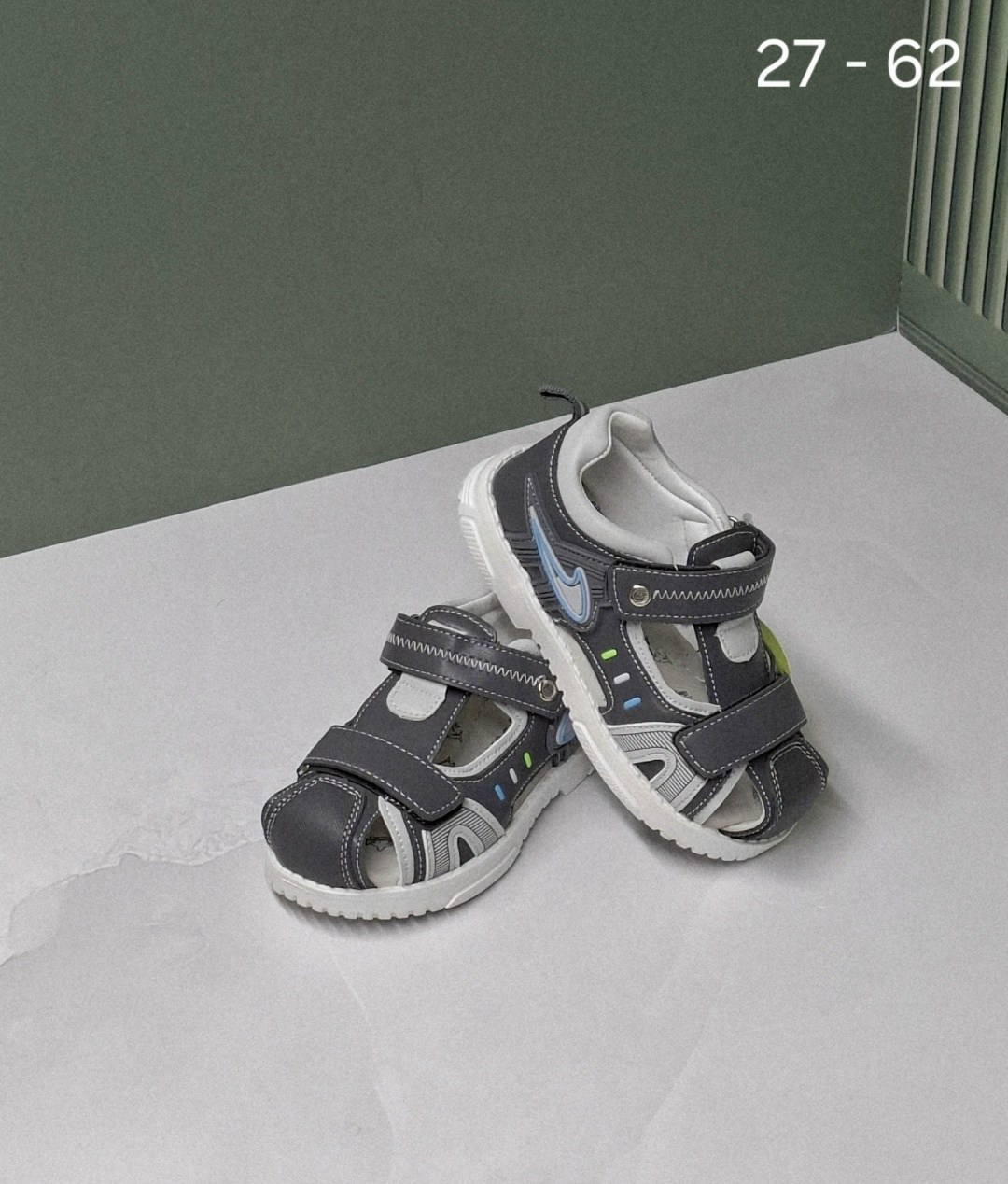 сандалии,,детские сандалии, детская,кроссовки