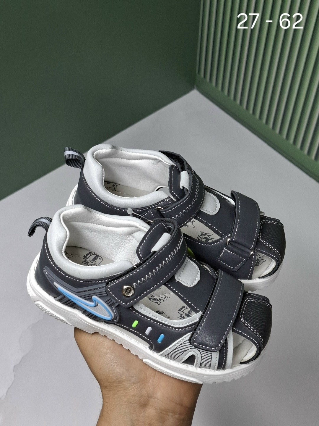 сандалии,,детские сандалии, детская,кроссовки