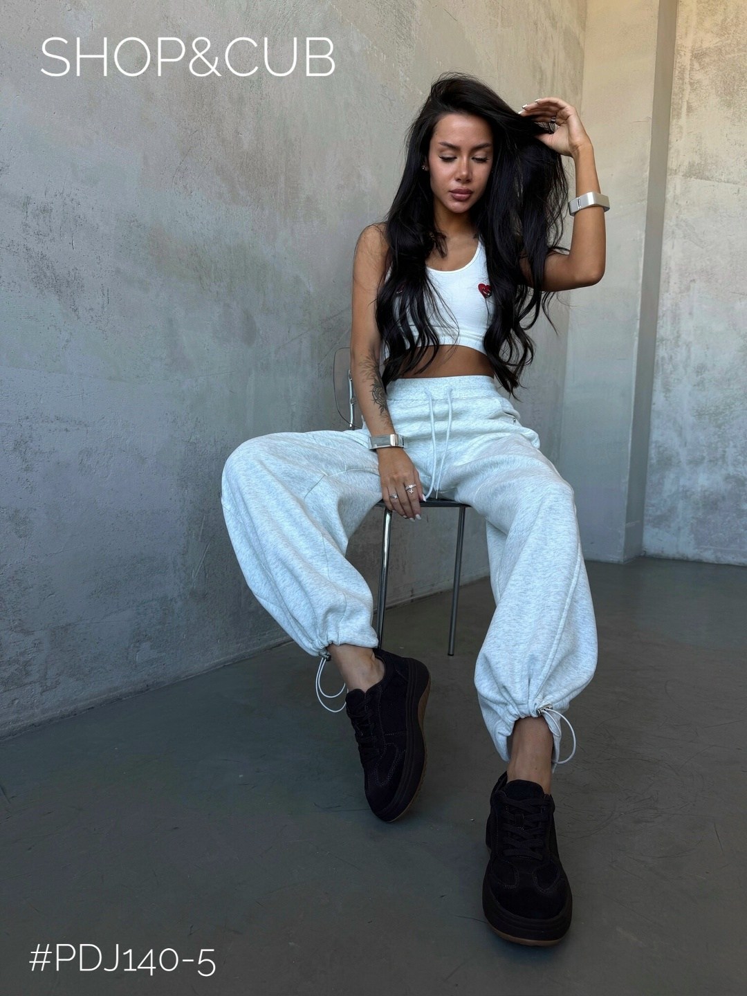 ,замшевые кроссовки,кеды замшевые,кроссовки черные,кроссовки женскиe