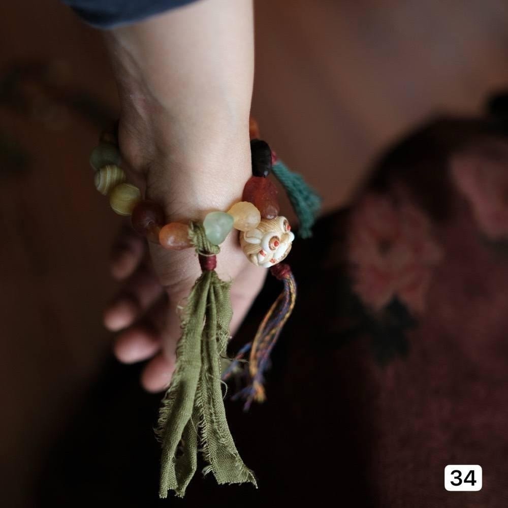 браслет,модные браслеты,браслет из бусин,браслет с подвесками,женские браслеты