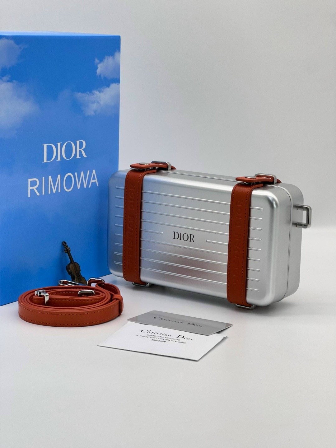 сумка dior rimowa,сумка dior,сумка женская christian dior,dior клатч,сумка женская dior