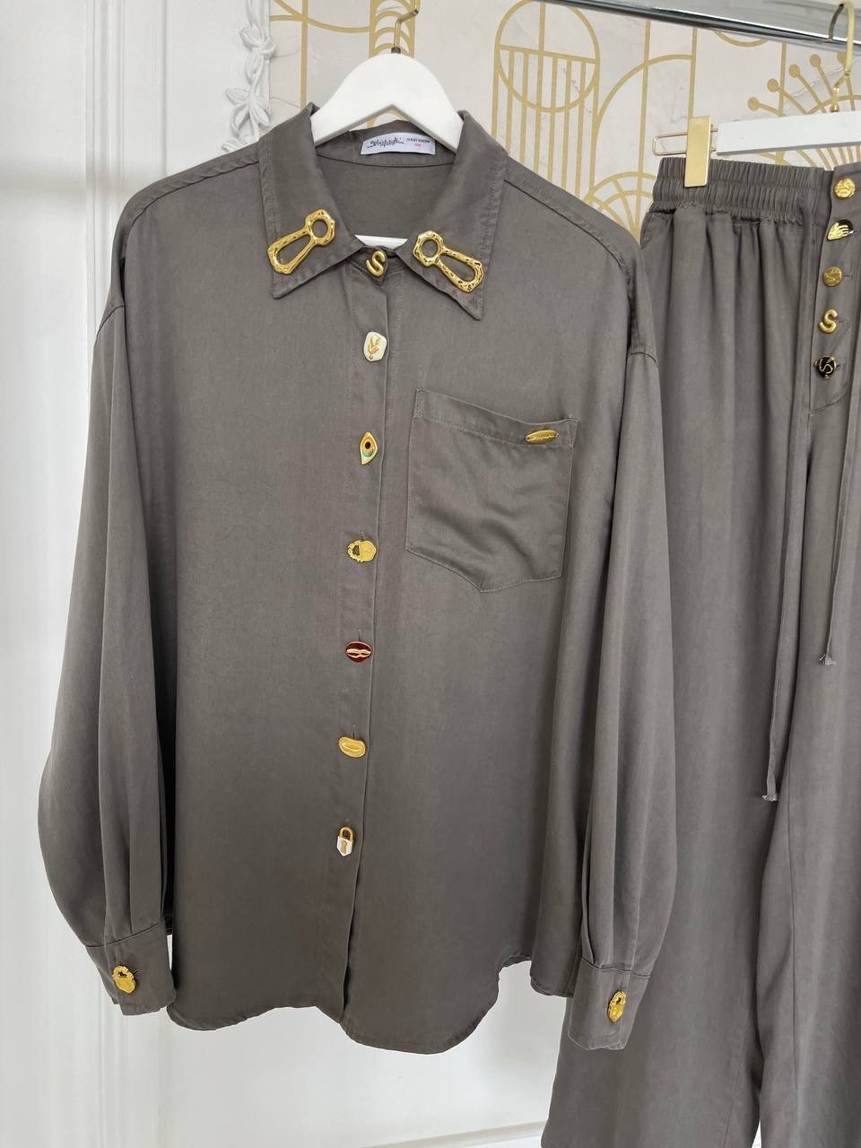 брючный костюм,женский брючный костюм,костюм брючный с рубашкой,костюм с брюками,костюм льняной брючный