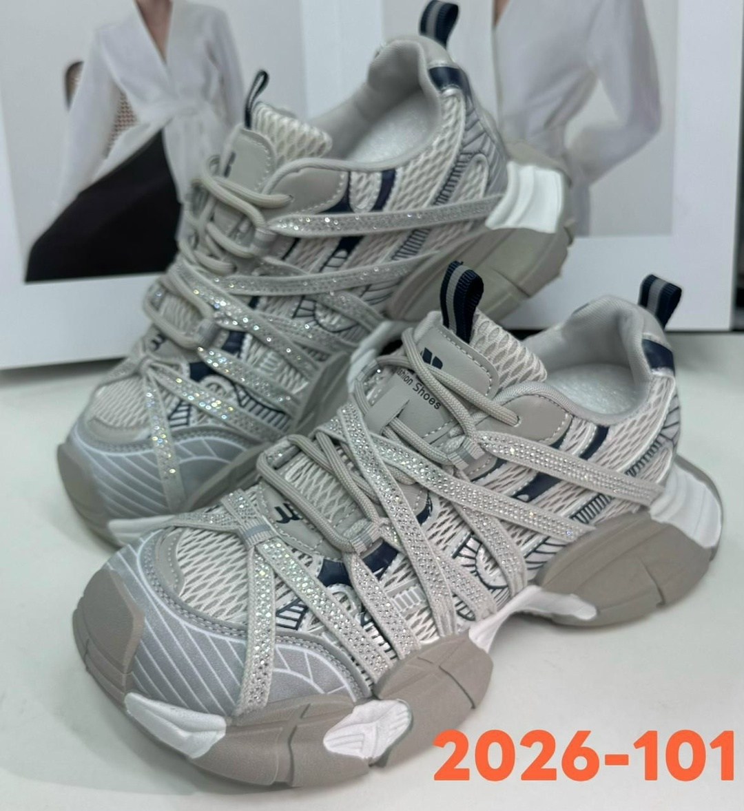 женские кроссовки,массивные кроссовки,брендовые кроссовки,женские массивные кроссовки,спортивные кроссовки