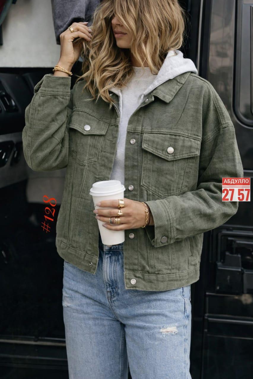 джинсовая куртка женская оверсайз чёрного цвета,куртка джинсовая,черная объемная джинсовая куртка-бойфренд,куртка джинсовая оверсайз,черная джинсовка оверсайз женская черная