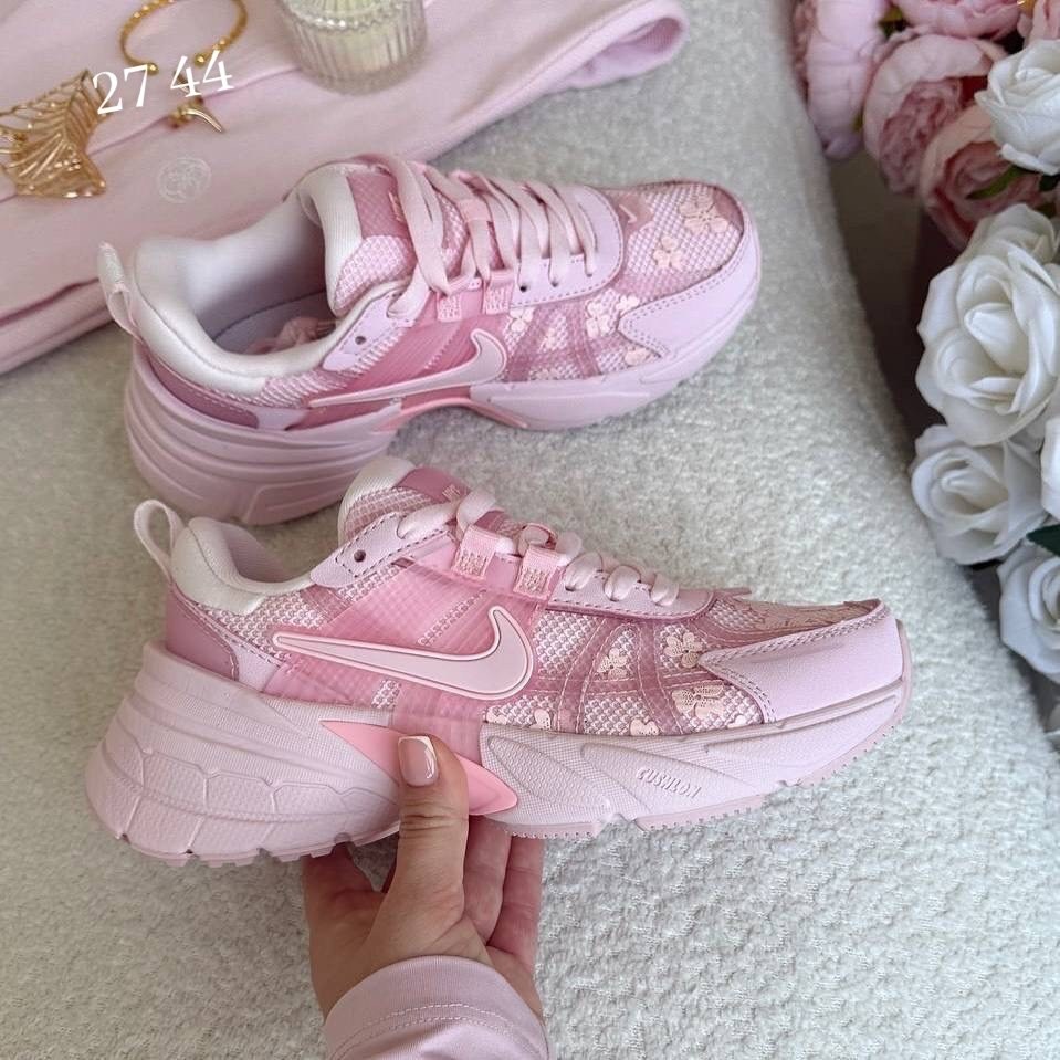 кроссовки,кроссовки nike женские,женские кроссовки,розовые кроссовки,nike v2k run женские беговые кроссовки