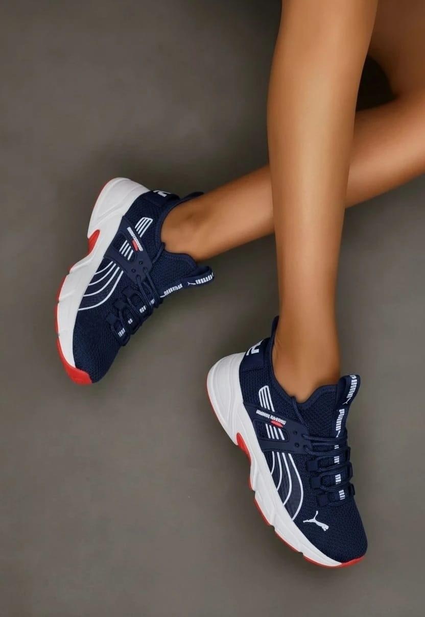 кроссовки,кроссовки женскиe,кроссовки модные,повседневные кроссовки,удобные кроссовки