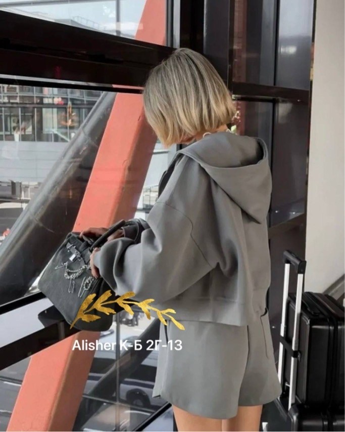 женский костюм с шортами,спортивные костюм с шортами,костюм женский,костюм кофта и шорты,спортивный костюм теплый с начесом с капюшоном оверсайз modern_girlie