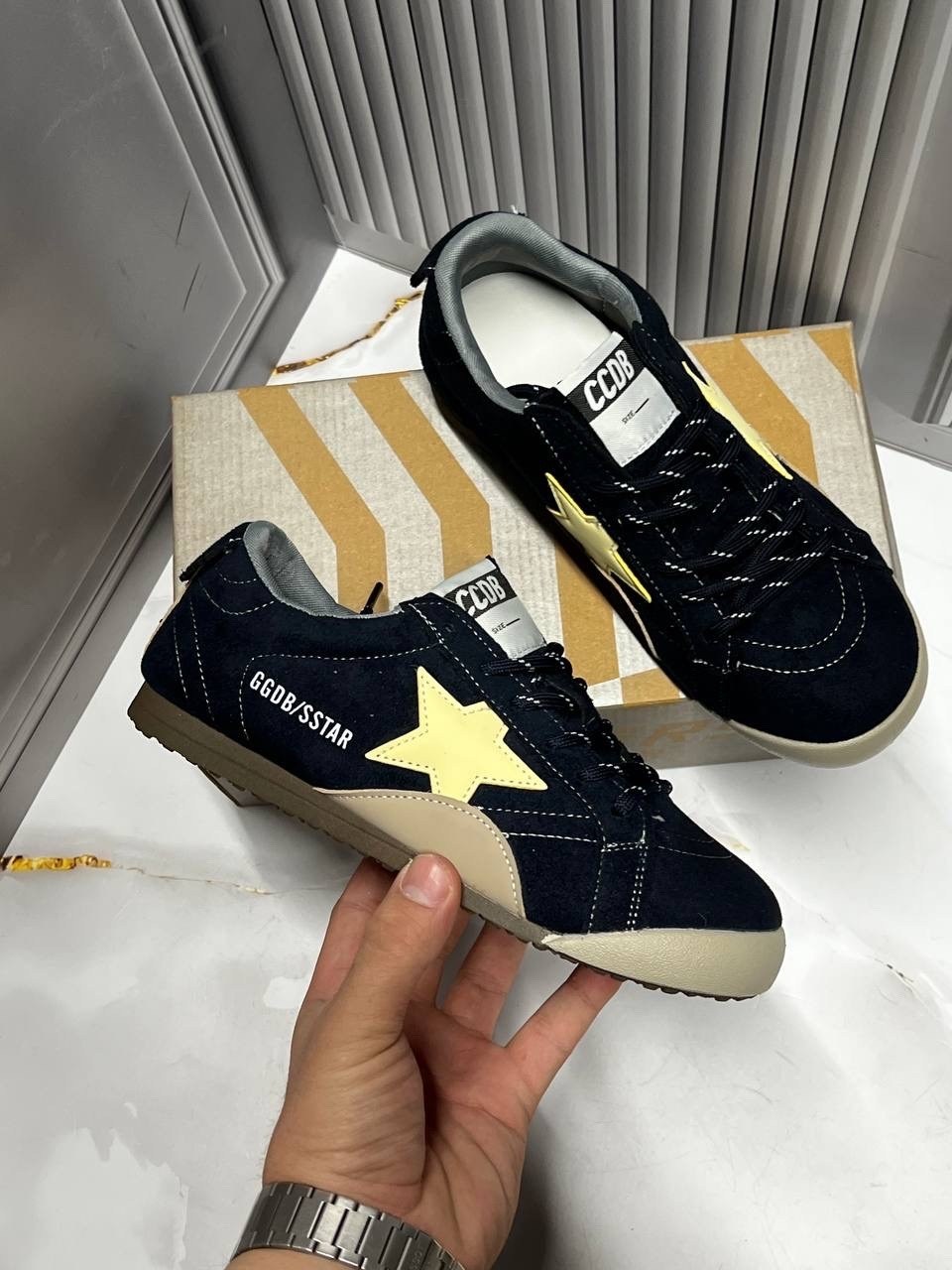 golden goose кроссовки super-star коричневый,коричневые кроссовки ball star golden goose anthracite silver,кеды golden goose,кроссовки super star golden goose deluxe кожа коричневый,мужские замшевые н